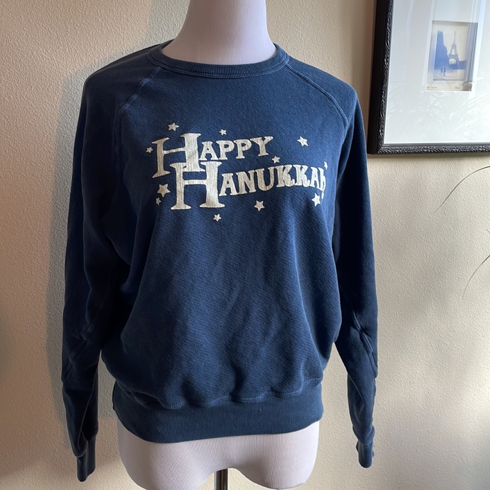 THE GREAT. Blue 'Happy Hanukkah' Sweatshirt